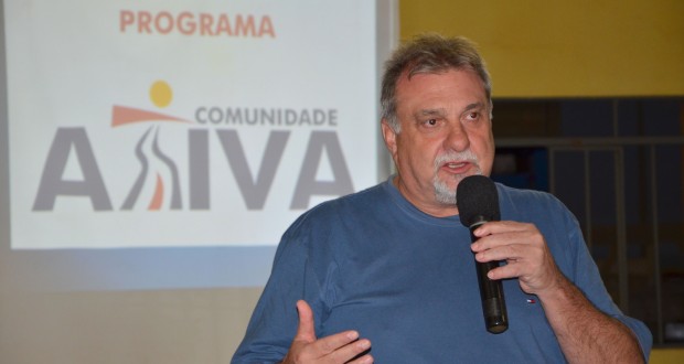 Prefeito Baco lançou o Programa ‘Comunidade Ativa’ durante reunião nas Três Placas - Valdir Silva