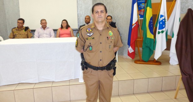 Sargento Teodoro atua em Ubiratã há muitos anos, prestando relevantes serviços à comunidade como policial militar - Valdir Silva