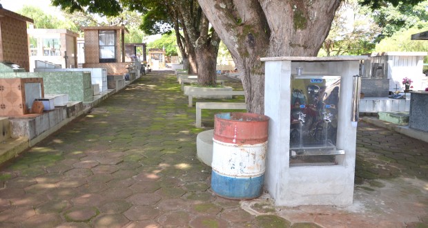 Bebedouro com água gelada está instalado próximo aos sanitários - Valdir Silva
