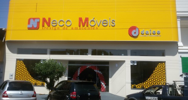 A nova loja está situada na Avenida Nilza de Oliveira Pipino, bem no centro da cidade.