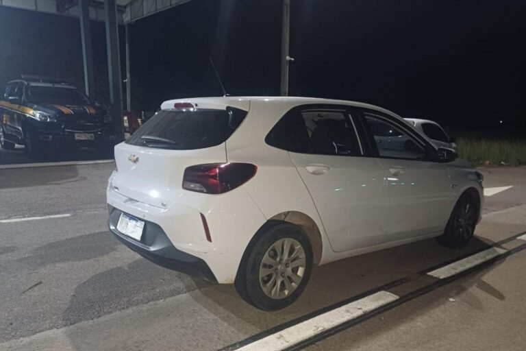 Automóvel Clonado éPreendido Pela Prf Em Santa Terezinha de Itaipu
