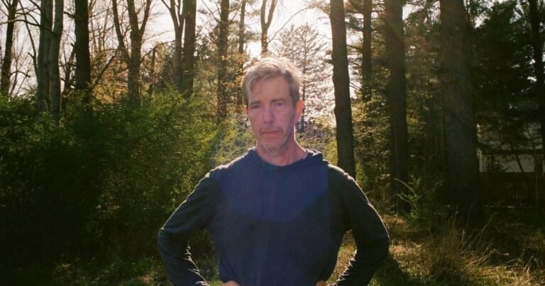 Bill Callahan Shares New Single “Stepping Out for Air”