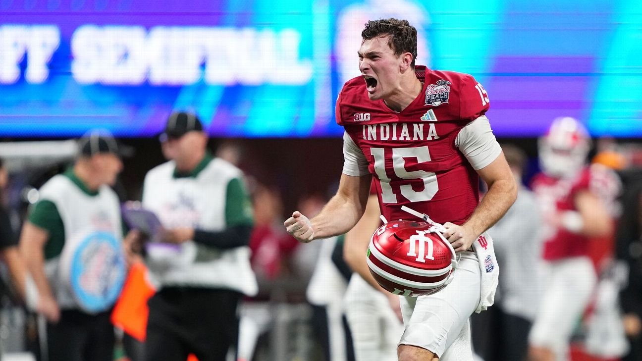 CFP National Championship: Indiana QB Fernando Mendoza's Miami roots run deep