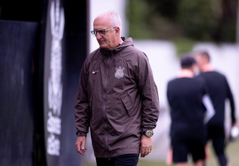 Corinthians na Supercopa Rei: força máxima contra o Flamengo