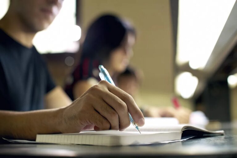 Curitiba tem cursos gratuitos de coreano e mandarim