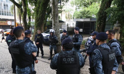 Guarda Municipal prende 76 por tráfico de drogas no Centro de Curitiba