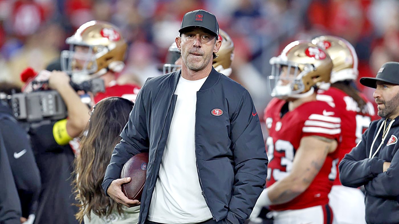 'Last Chance U' coach demands 49ers fire Kyle Shanahan in fiery tirade