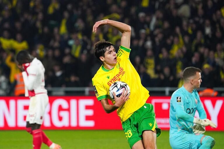 Louis Leroux piston gauche... la compo probable du FC Nantes, selon L’Équipe
