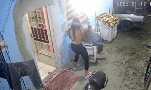 Mulher com criança no colo é assassinada com facada em São Paulo