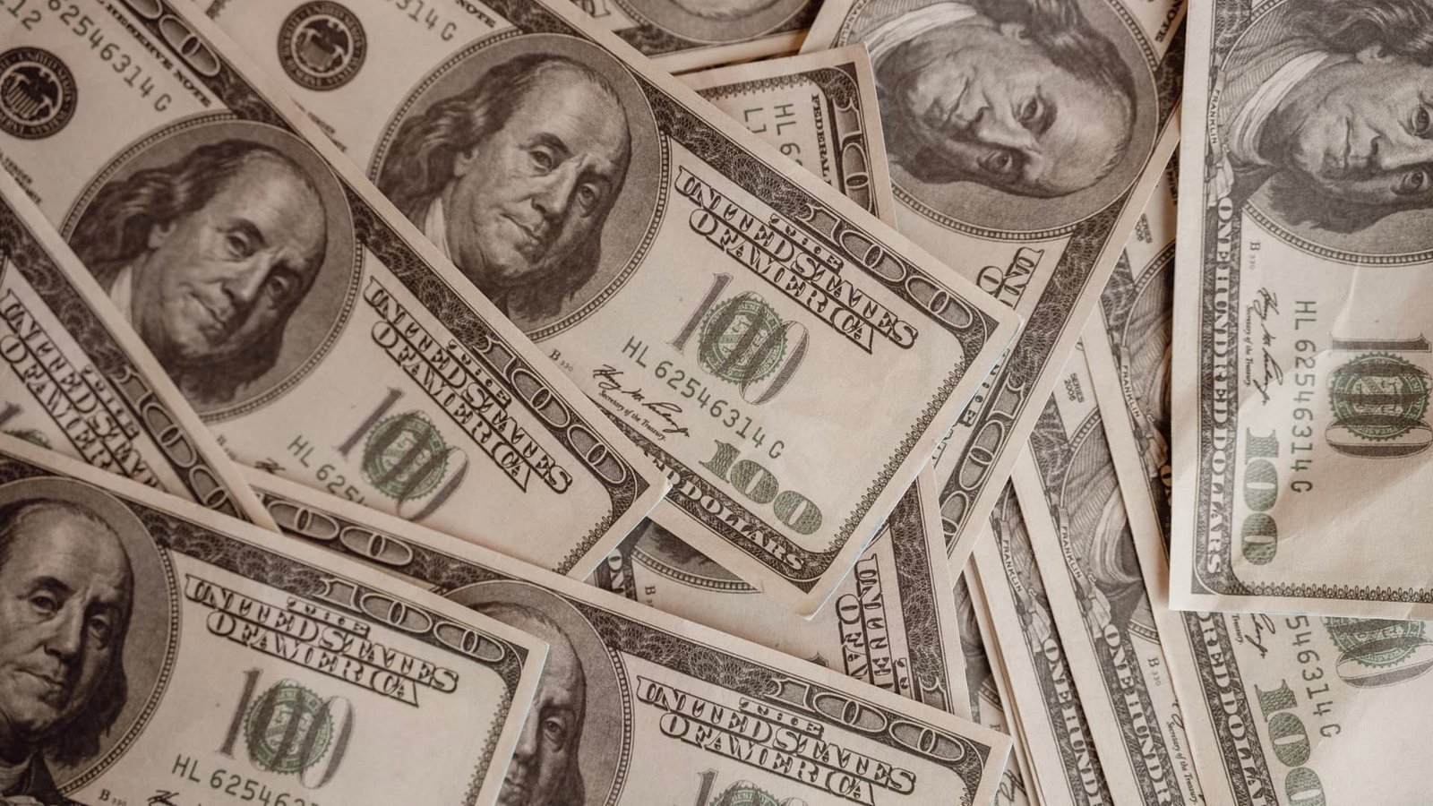 U.S. dollar could fall further after Trump's comments spark selloff