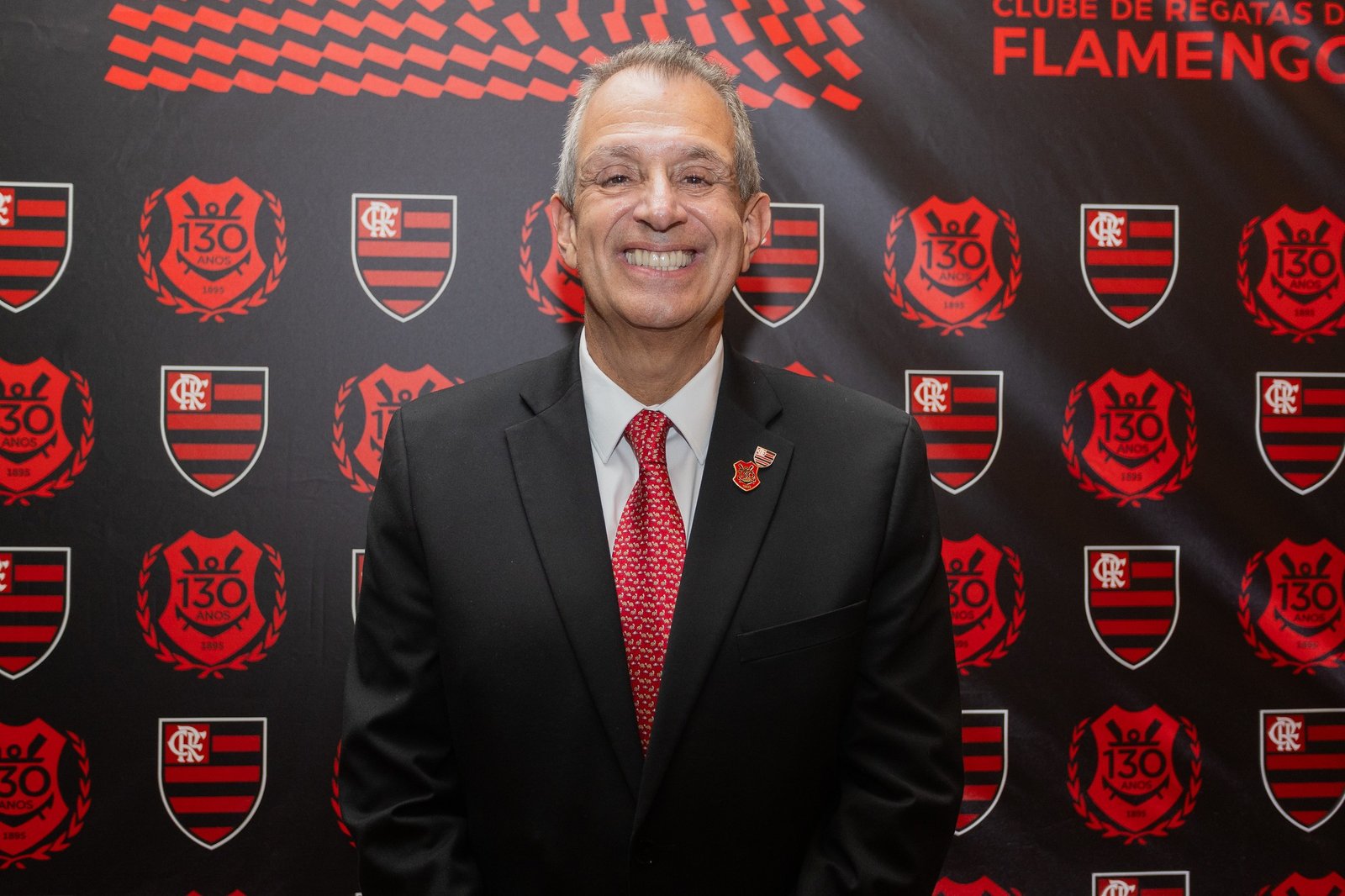 Bap diz que Flamengo pode gastar 50% a mais do que gasta hoje: "Somos uma ilha no Brasil"