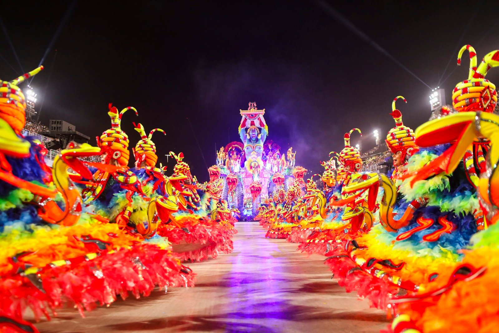 Carnaval é feriado ou ponto facultativo? Veja como será a data em cada estado