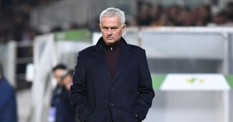 Desabafo de Mourinho no Benfica: «Não tem sido fácil...»