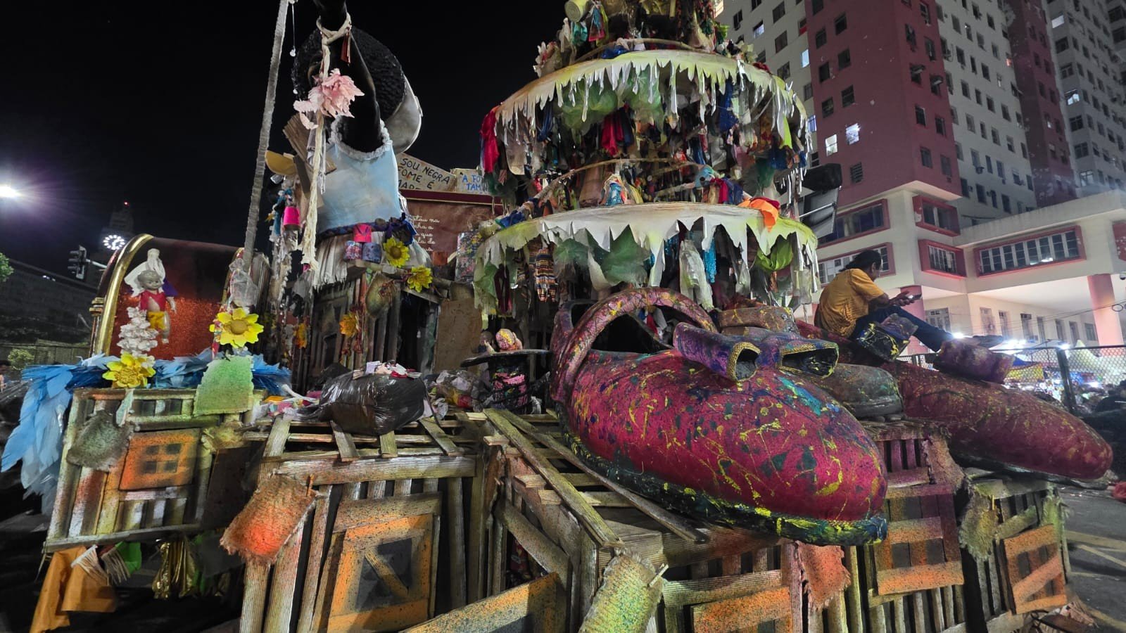 Diretora da Unidos da Tijuca avisa sobre carro para ficar de olho no desfile: 'É a minha aposta'
