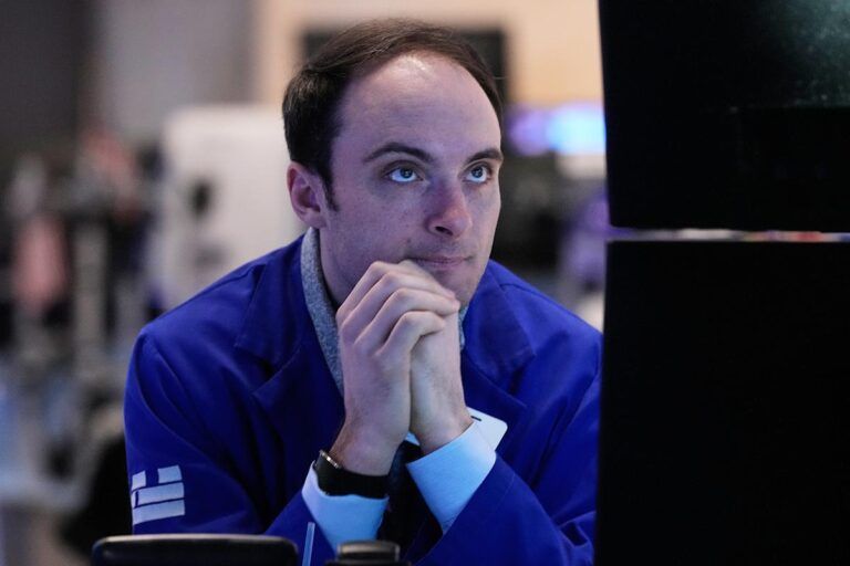 Dow, S&P 500, Nasdaq sell-off builds as tech rout continues, bitcoin plunges