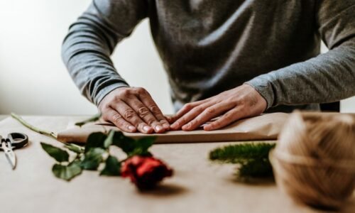 Expert advice on how to be a better gift giver to your partner