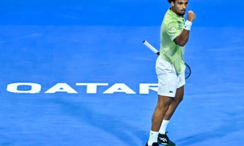 Fils supera una fractura en la espalda y es la primera vez que Alcaraz juega una final con un rival más joven