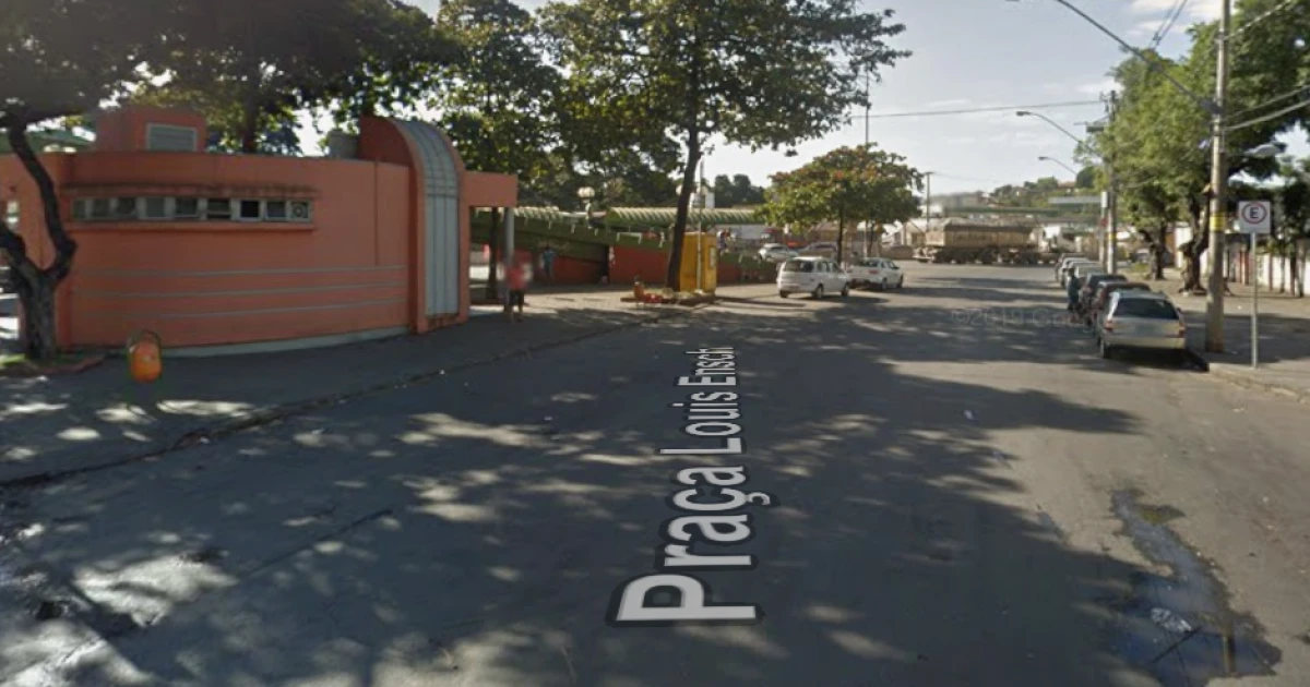 Homem é morto a tiros enquanto comia lanche em trailer, em Contagem