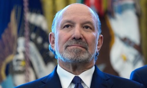 Howard Lutnick, Trump's commerce secretary, faces calls to resign over Epstein ties