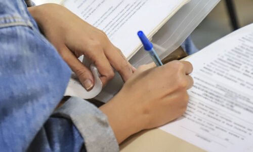 IBGE realiza processo seletivo para 9.590 vagas temporárias neste domingo (01/03)
