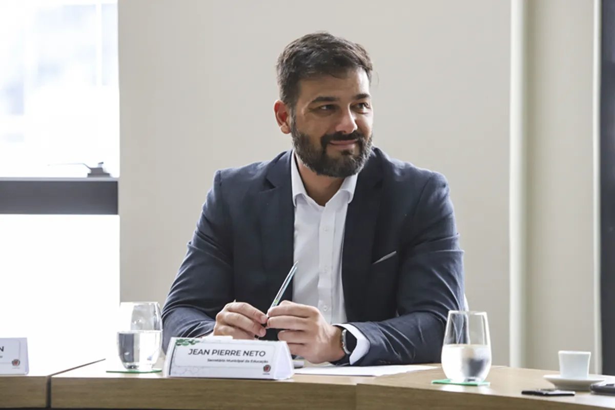 Jean Pierre Neto é exonerado da Secretaria de Educação de Curitiba