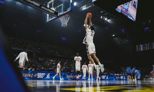 Kings won’t risk complacency with top spot on the line