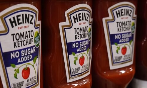 Kraft Heinz pauses work to split the company, says challenges 'fixable'