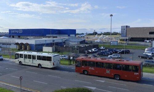 Linha de ônibus Curitiba-Aeroporto dobra número de viagens diárias