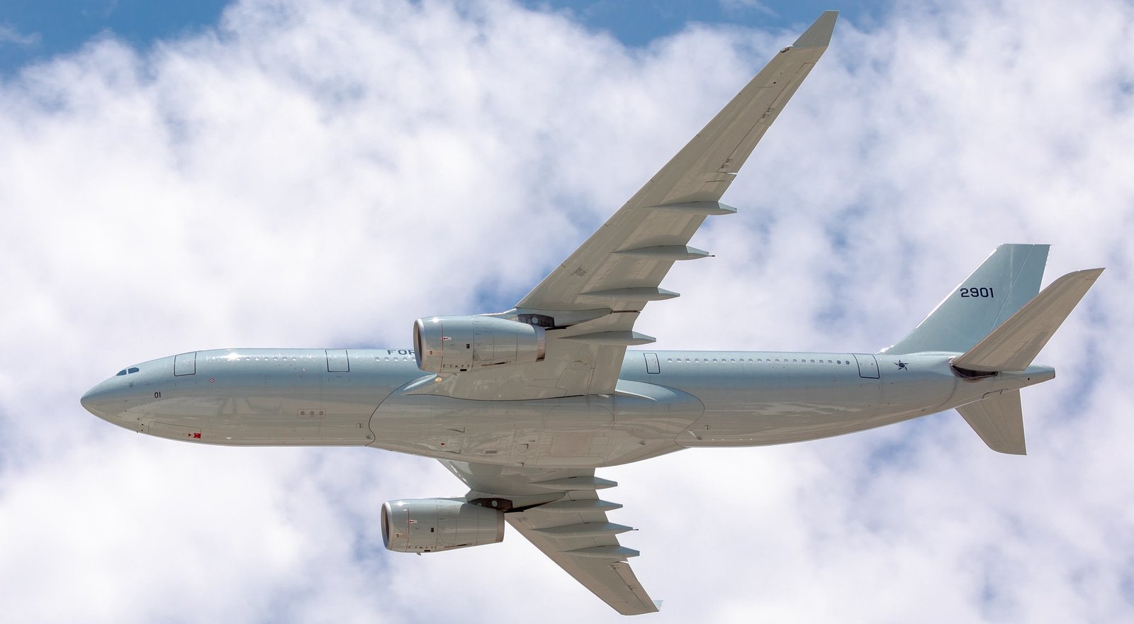 Maior avião da FAB enfrenta missão extrema em voo de 18h52 sem escalas entre os mais longos já registrados