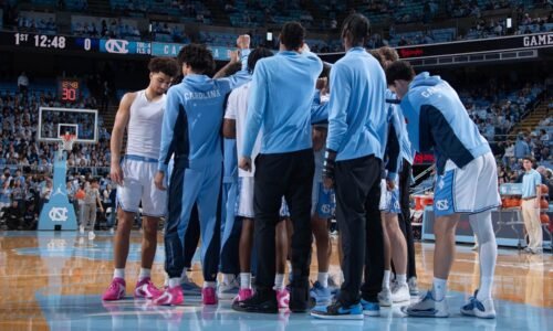 huddle University of North Carolina Men’s Basketball v Pitt, Pittsburgh Dean E. Smith Center Chapel Hill, NC Saturday, February 14, 2026