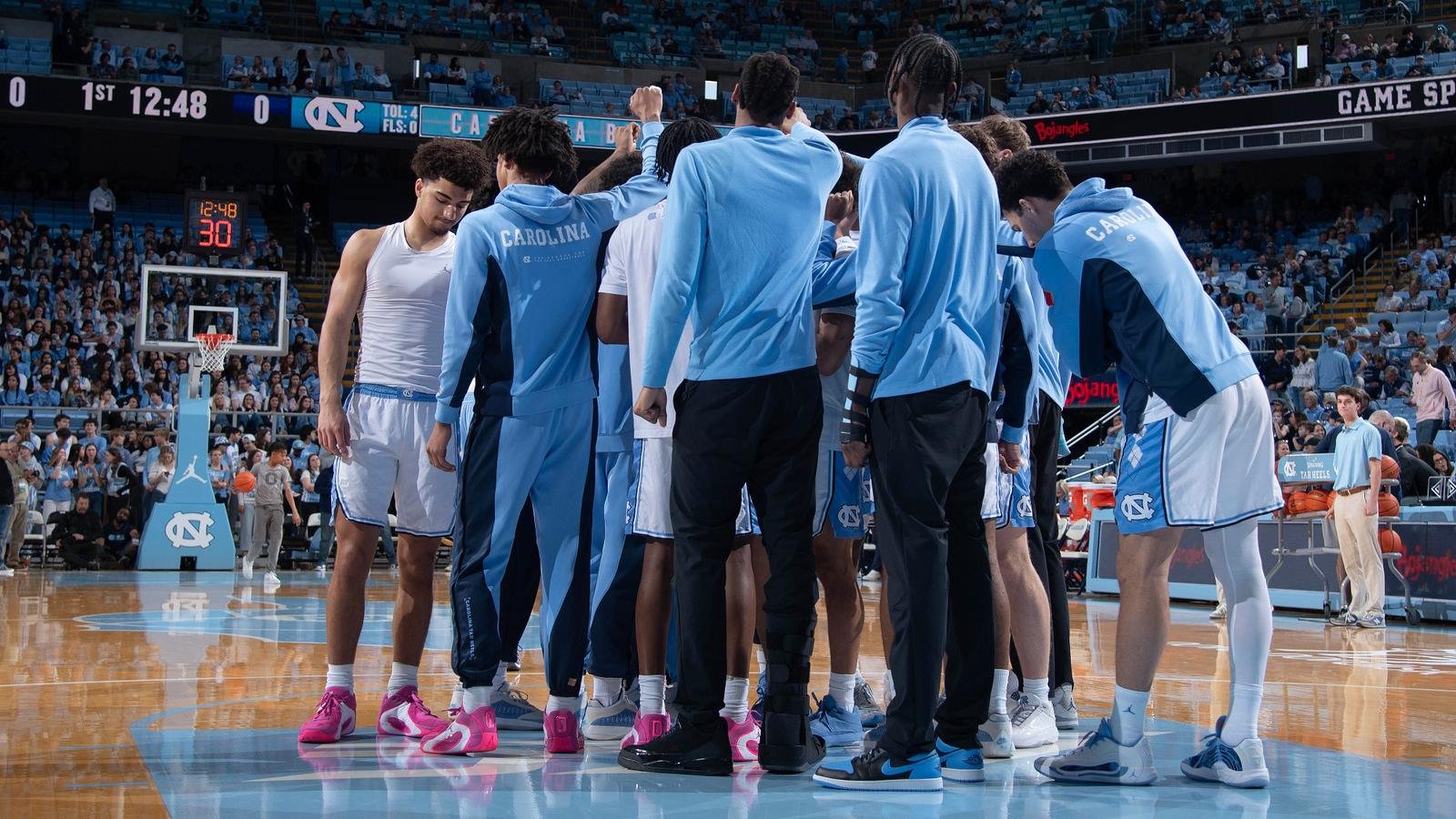 huddle University of North Carolina Men’s Basketball v Pitt, Pittsburgh Dean E. Smith Center Chapel Hill, NC Saturday, February 14, 2026