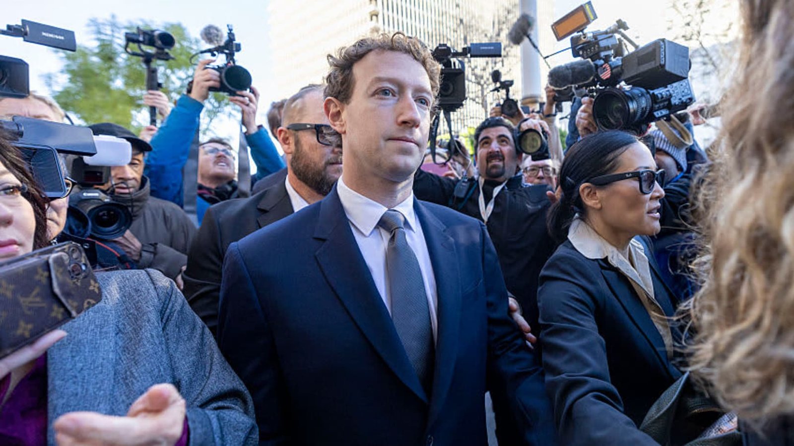 Meta CEO said he reached out to Apple's Tim Cook