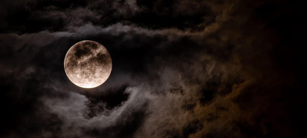 NASA pede para que o mundo se prepare para apagão geral em 03/03