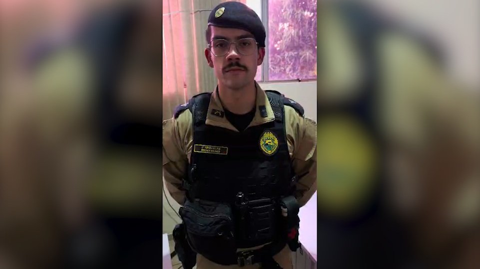 "Na frente da polícia o homem tentou realizar o homicídio", diz tenente