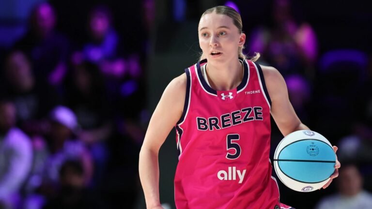 Paige Bueckers storms off court after losing out on $200k prize in brutal Unrivaled 1-on-1 loss