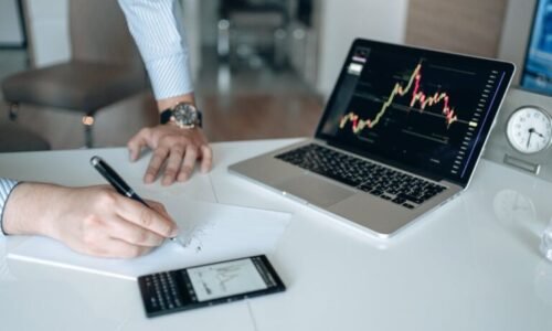 Palantir (PLTR) Called a “Category of One” as Analysts Upgrade the Stock