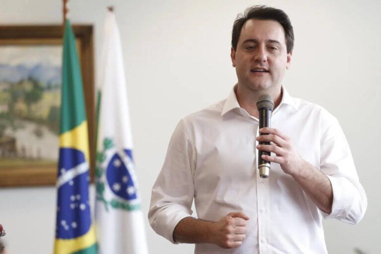 Ratinho Jr. ataca penduricalhos a magistrados e pede mudanças no STF