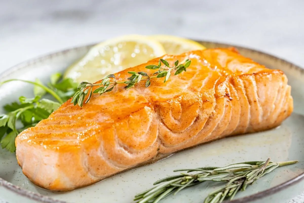 Receitas com peixe: 8 opções leves para o jantar