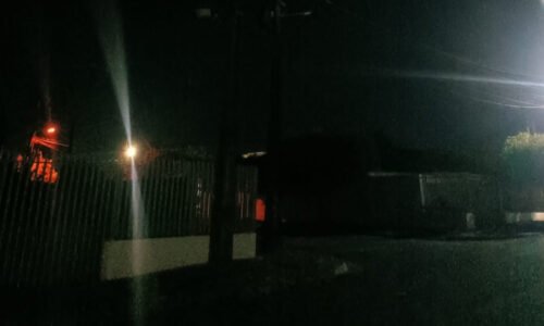 Reclamação sobre falta de iluminação pública aponta risco à segurança e afirma que pedidos de manutenção não foram atendidos