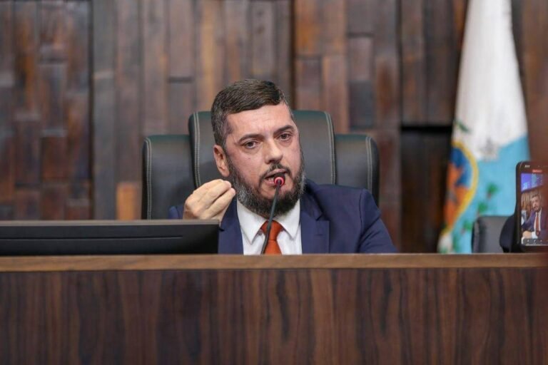 Rodrigo Bacellar indiciado por vazar dados ao CV - 27/02/2026 - Cotidiano
