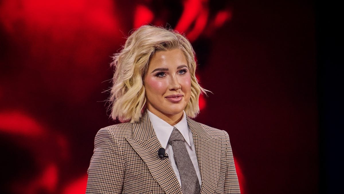 Savannah Chrisley slammed by 'The View' cohosts over remarks on AOC