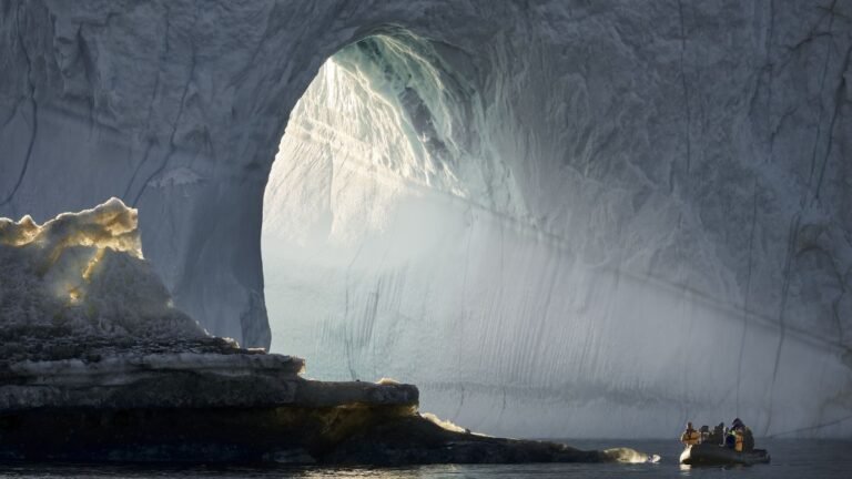 Scientists Think Greenland's Ice Is Churning Like Molten Rock : ScienceAlert
