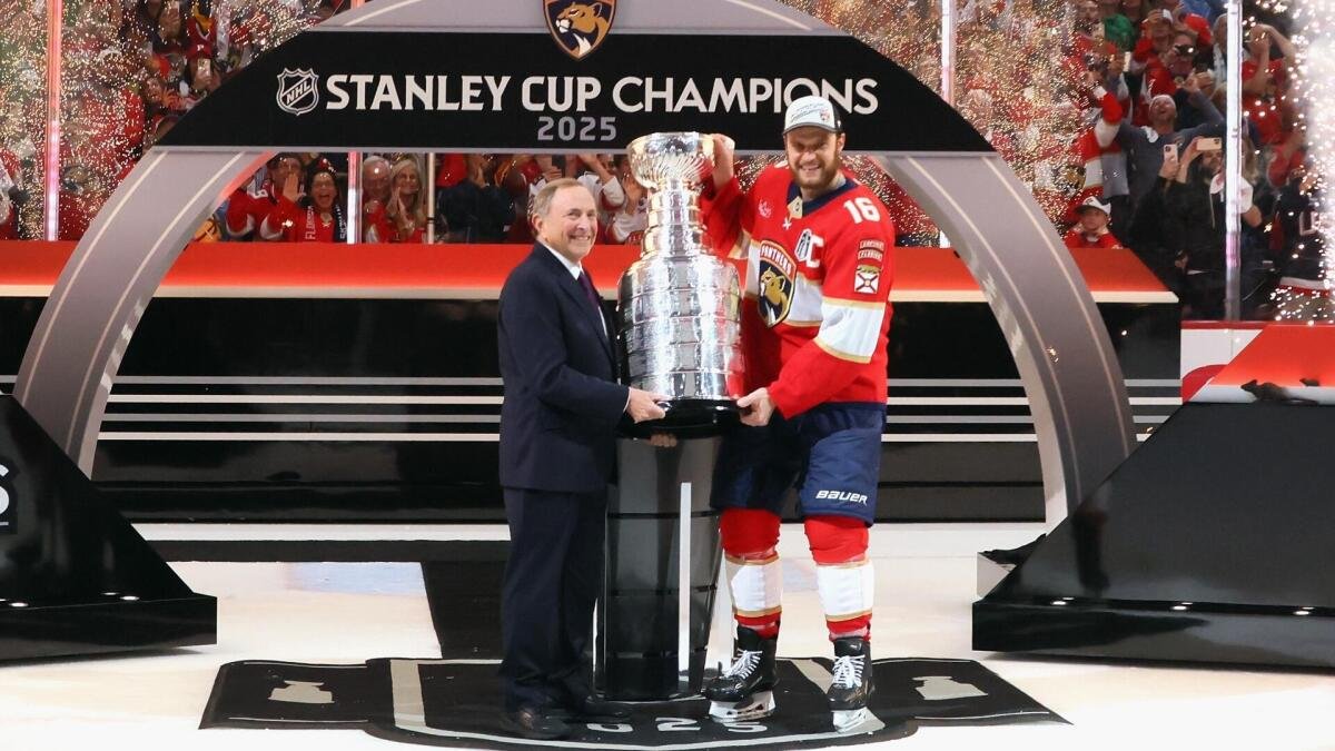 Stanley Cup contender tiers: Champion Panthers in trouble as NHL play resumes