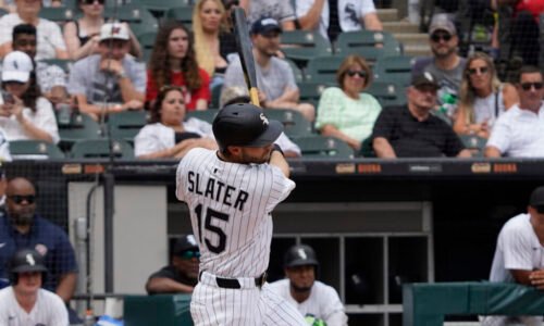 Tigers To Sign Austin Slater
