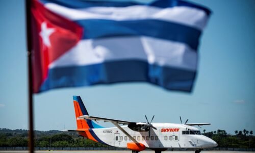Trump diz que os EUA estão considerando uma 'tomada de controle amigável' de Cuba; venda de petróleo é parte-chave de plano