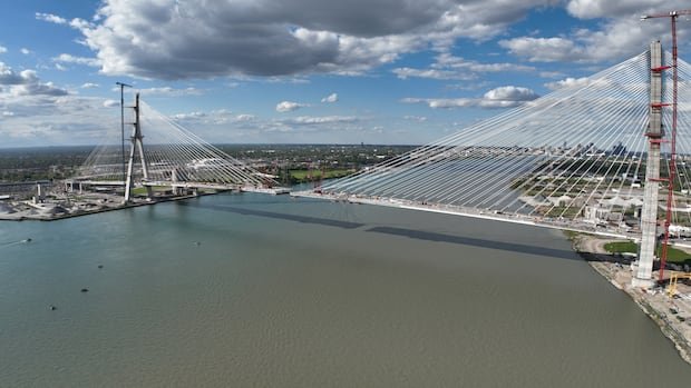 Trump threatens to block opening of new bridge between Windsor and Detroit