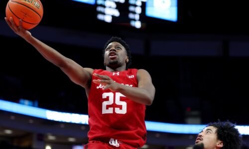 Wisconsin Basketball: Odds, time, and channel for Badgers vs. Oregon