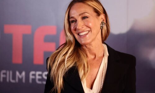 5 dicas de skincare coreano que Carrie Bradshaw usaria após os 40 anos