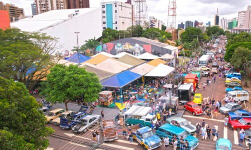 Capoeira, afro-house e artes plásticas são atrações da Feira do Teatro deste domingo (29)