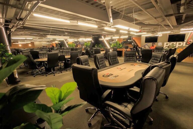 Clube de Curitiba lança torneio de poker com R$6 mi em prêmios